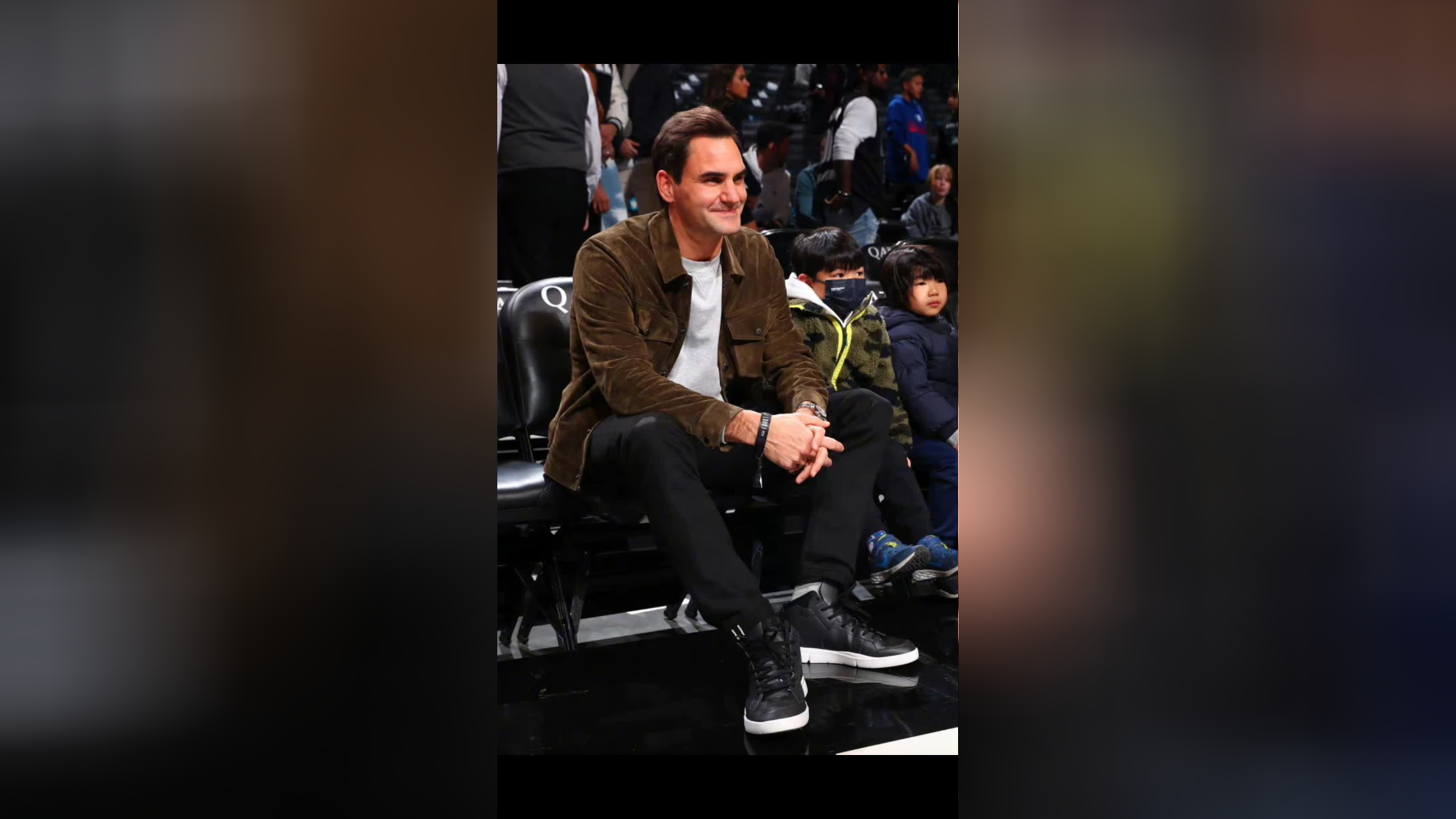 开云体育-费德勒在篮网比赛中重返赛场，锐不可当引发热议！再创辉煌时刻-开云体育